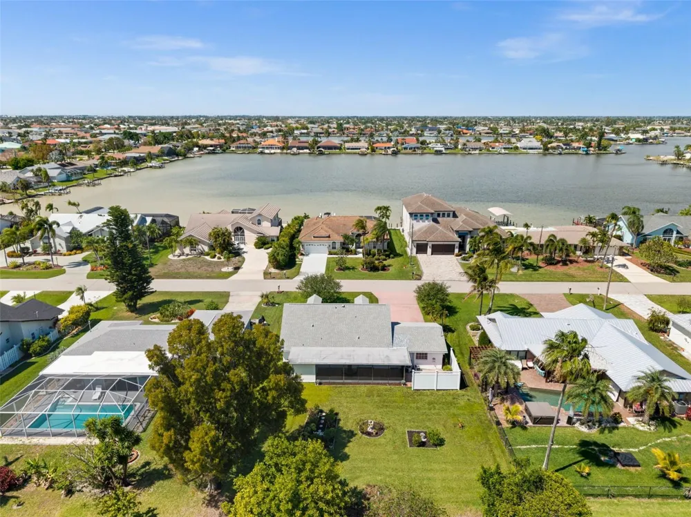 706 SW 51ST TERRACE Cape Coral, FL 33914