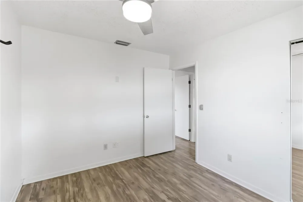 4951 91ST AVENUE #33 Pinellas Park, FL 33782