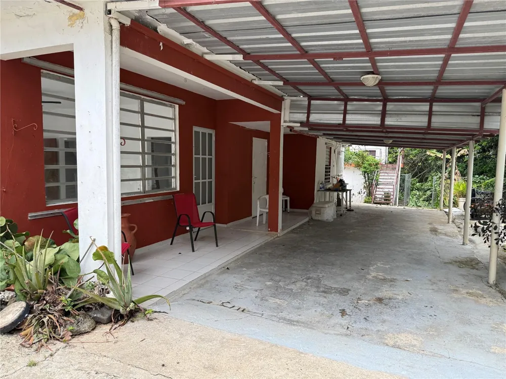 Carr. 901 CAMINO NUEVO Yabucoa, PR 00767