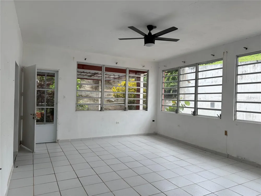 Carr. 901 CAMINO NUEVO Yabucoa, PR 00767