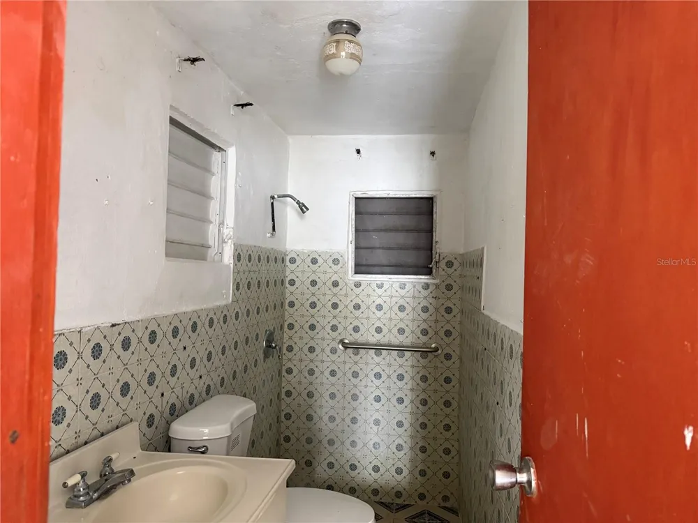 Carr. 901 CAMINO NUEVO Yabucoa, PR 00767