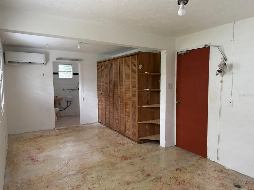 Carr. 901 CAMINO NUEVO Yabucoa, PR 00767