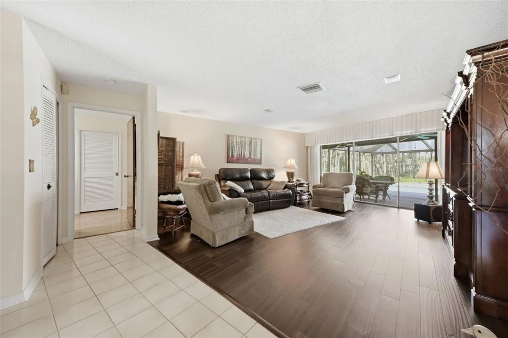 820 NEWBERGER ROAD Lutz, FL 33549