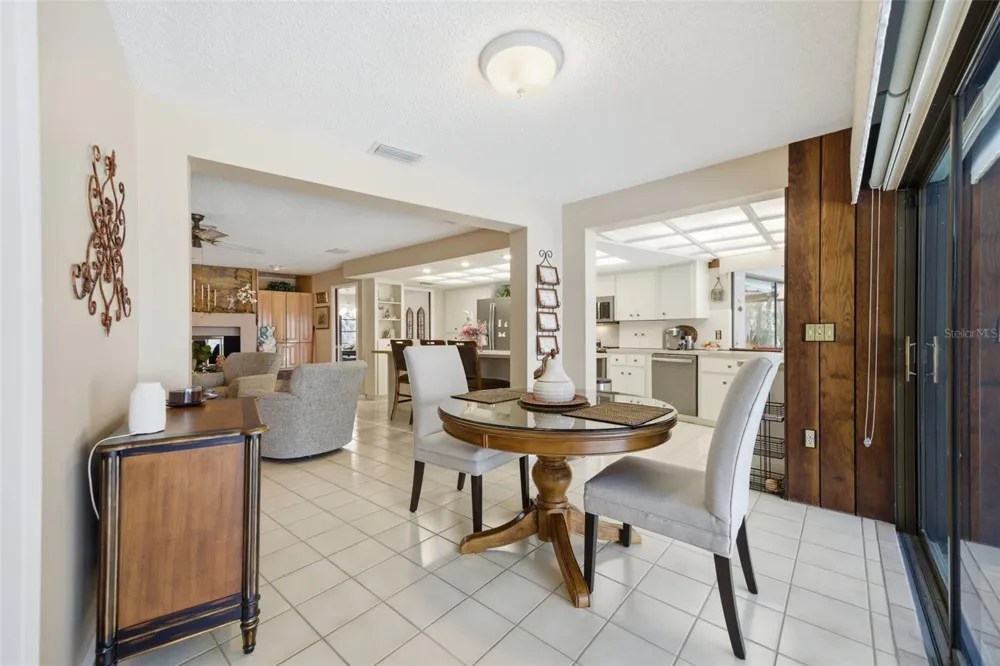 820 NEWBERGER ROAD Lutz, FL 33549