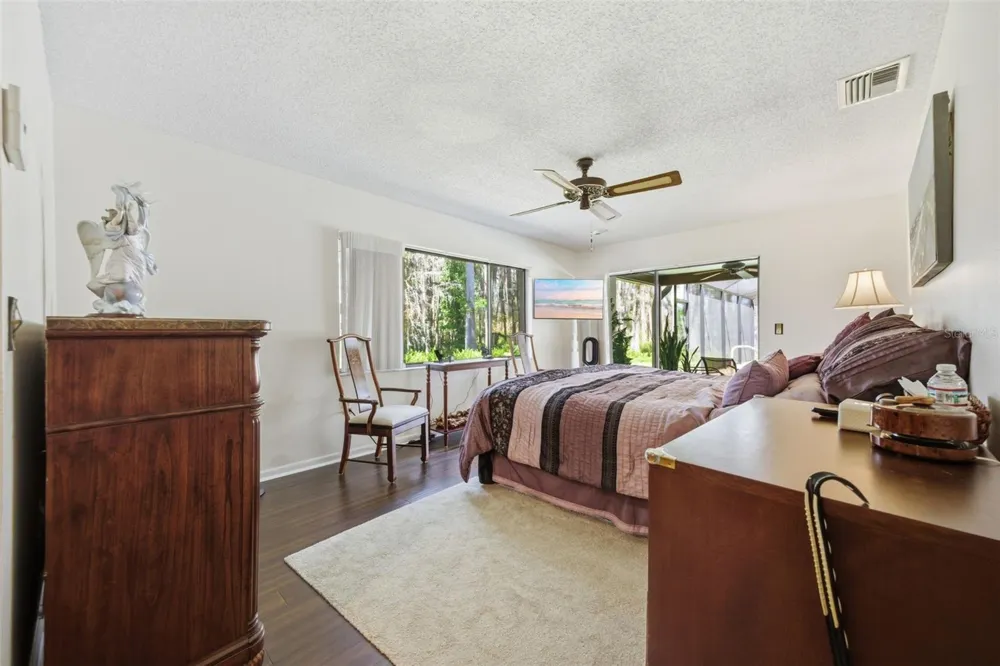 820 NEWBERGER ROAD Lutz, FL 33549