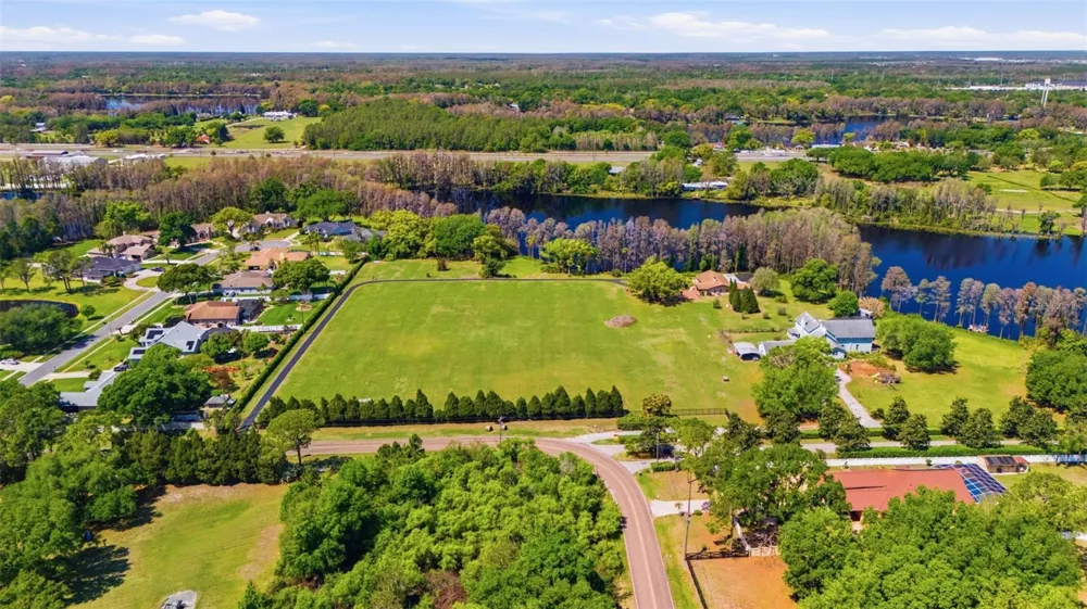 820 NEWBERGER ROAD Lutz, FL 33549