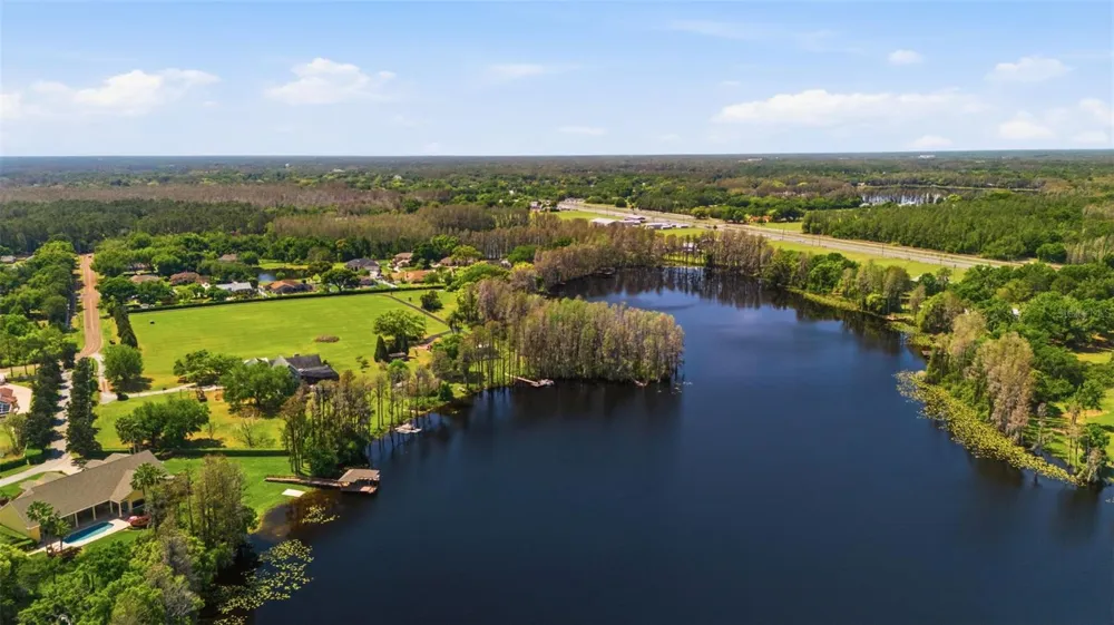 820 NEWBERGER ROAD Lutz, FL 33549
