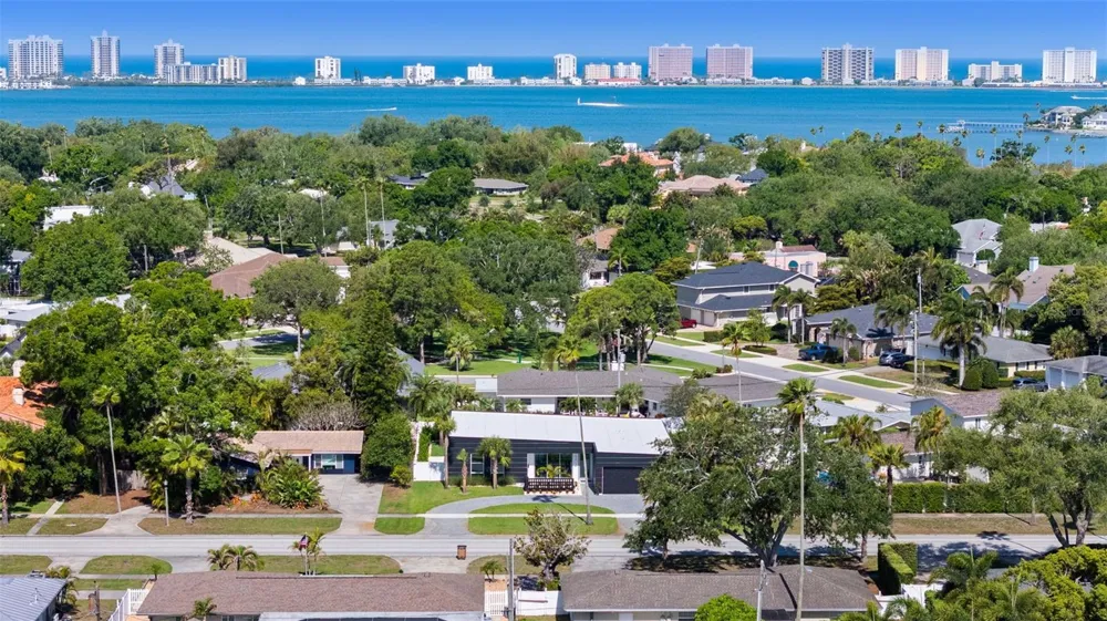 1304 INDIAN ROCKS ROAD Belleair, FL 33756