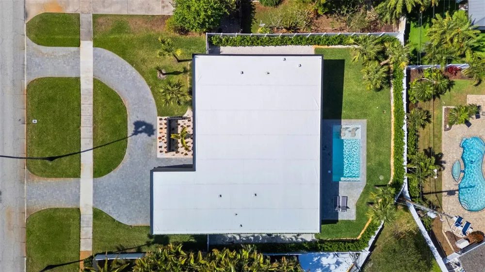 1304 INDIAN ROCKS ROAD Belleair, FL 33756