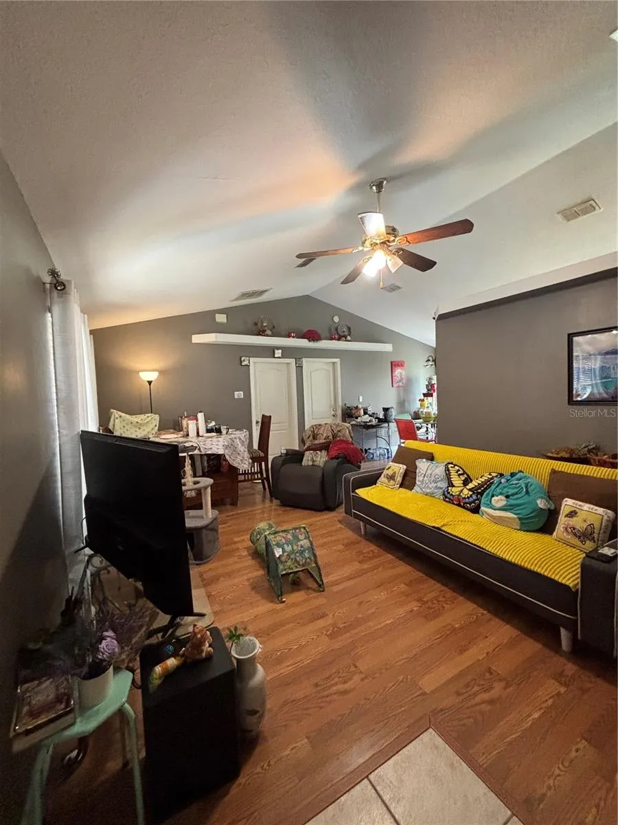 4250 WORTHINGTON PLACE Mascotte, FL 34753