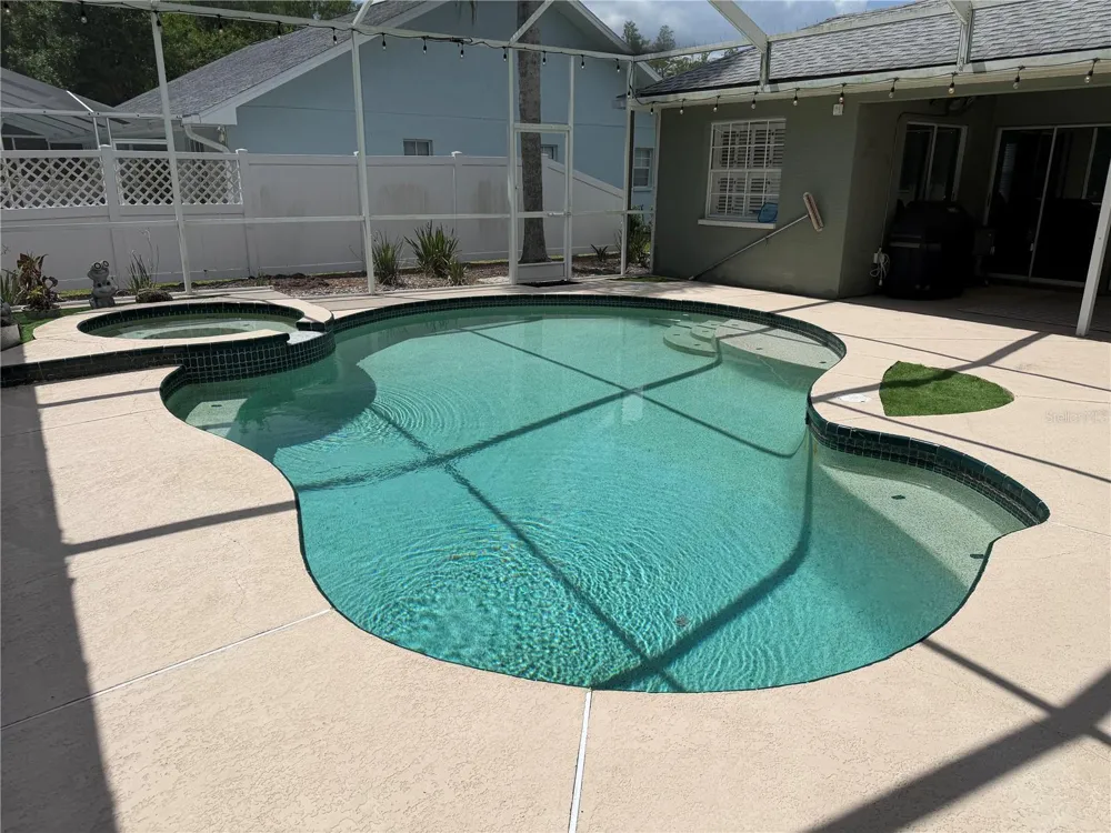 1616 KINSMERE DRIVE Trinity, FL 34655