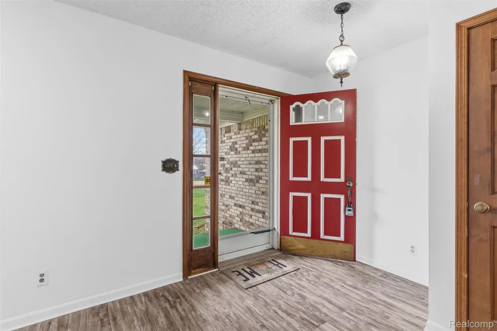 3432 S State Road Davison Township, MI 48423