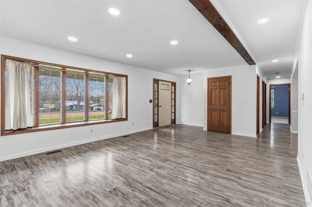 3432 S State Road Davison Township, MI 48423