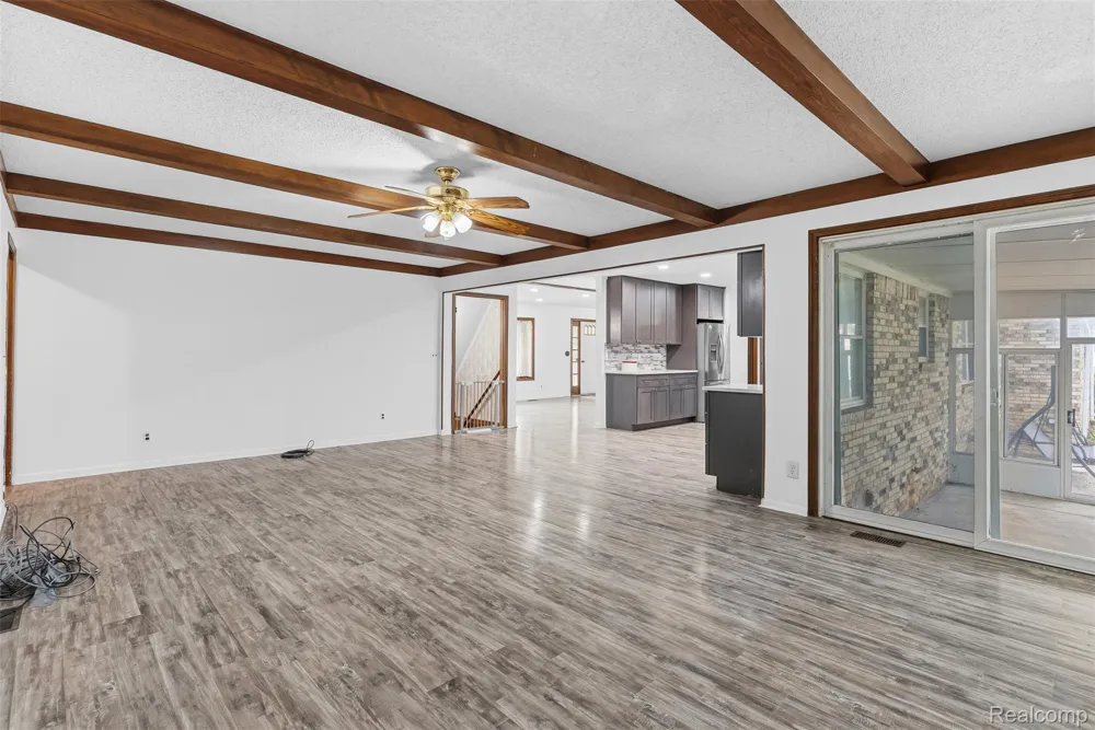 3432 S State Road Davison Township, MI 48423