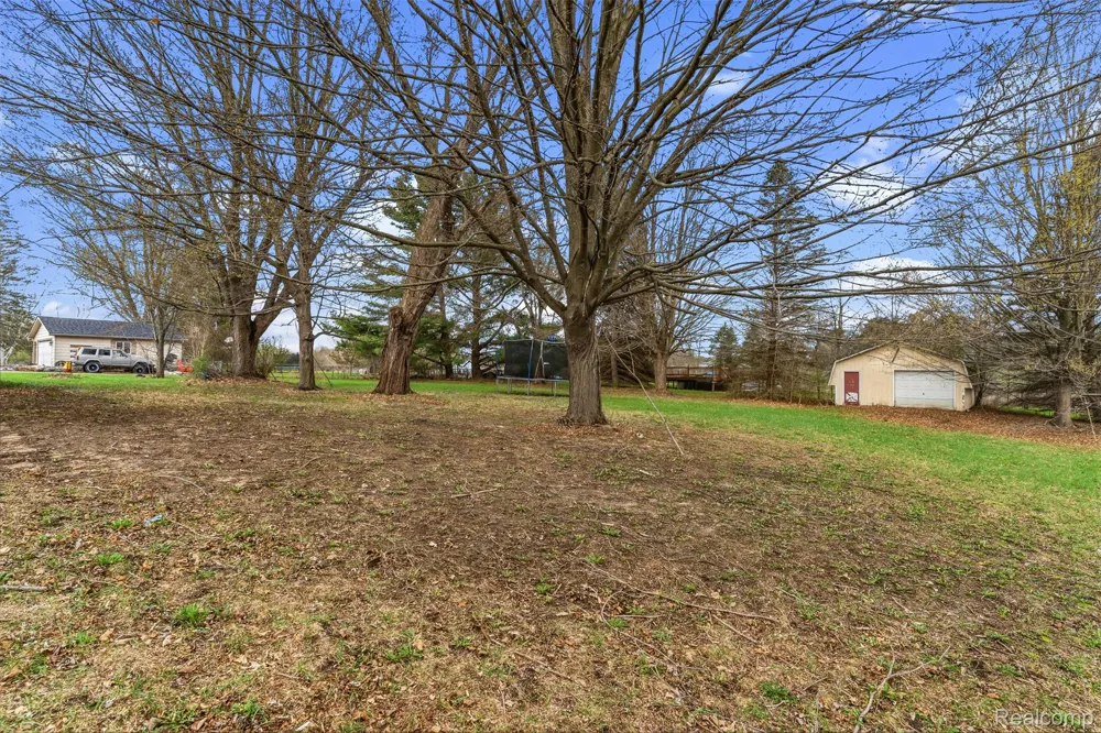 3432 S State Road Davison Township, MI 48423