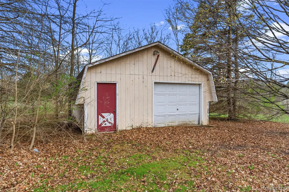 3432 S State Road Davison Township, MI 48423