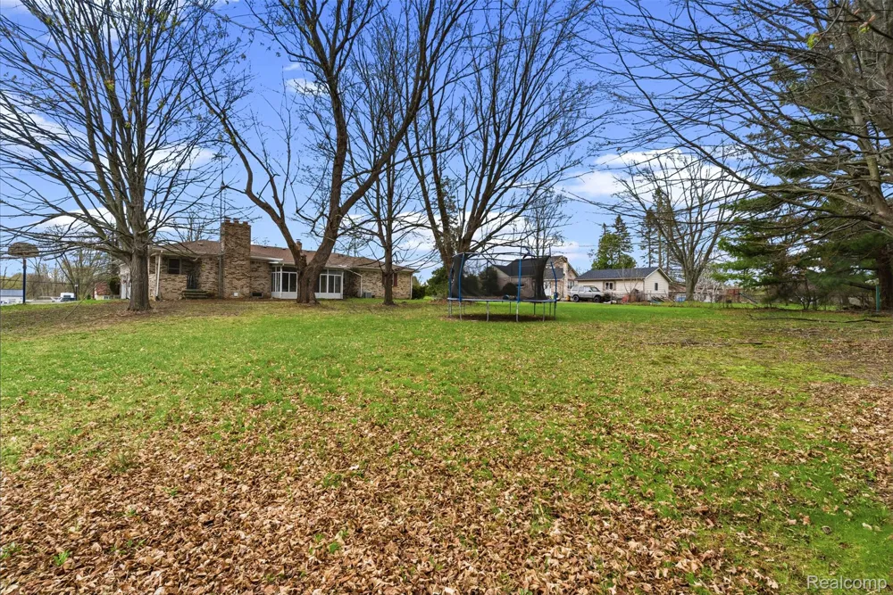 3432 S State Road Davison Township, MI 48423