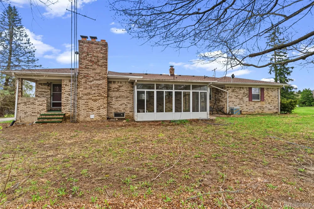 3432 S State Road Davison Township, MI 48423