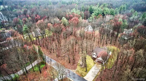 8908 Longview Drive