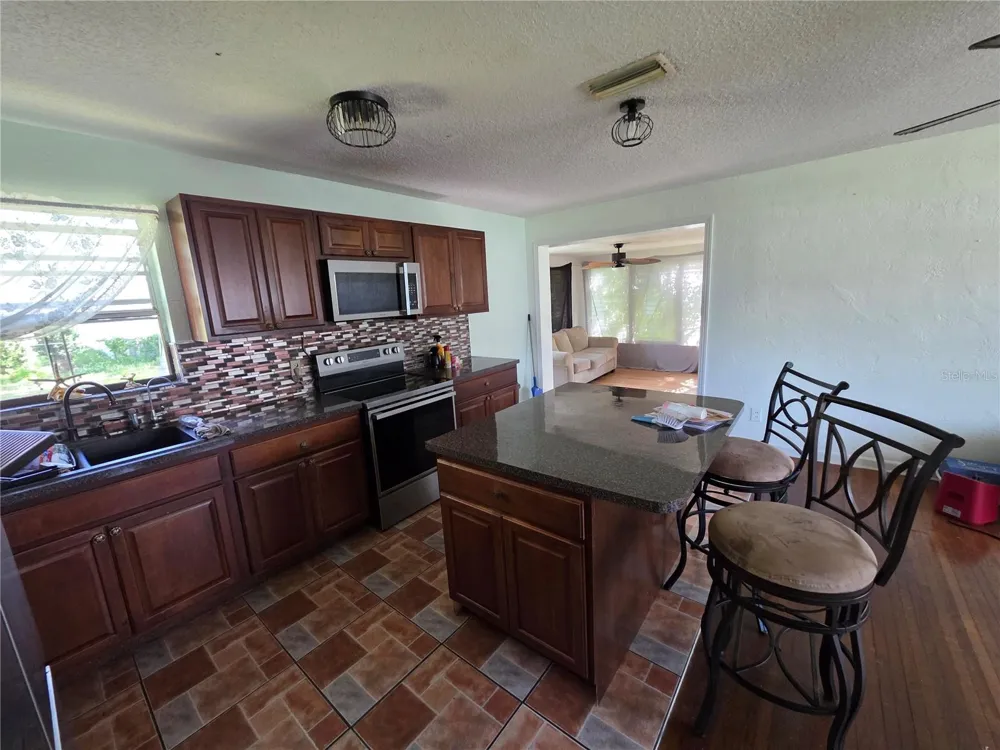 563 MARTHA DRIVE Holly Hill, FL 32117