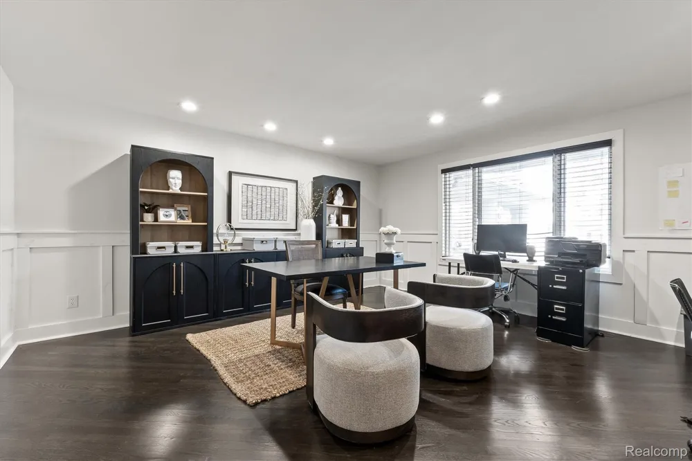 2440 Lake Angelus Lane Lake Angelus City, MI 48326