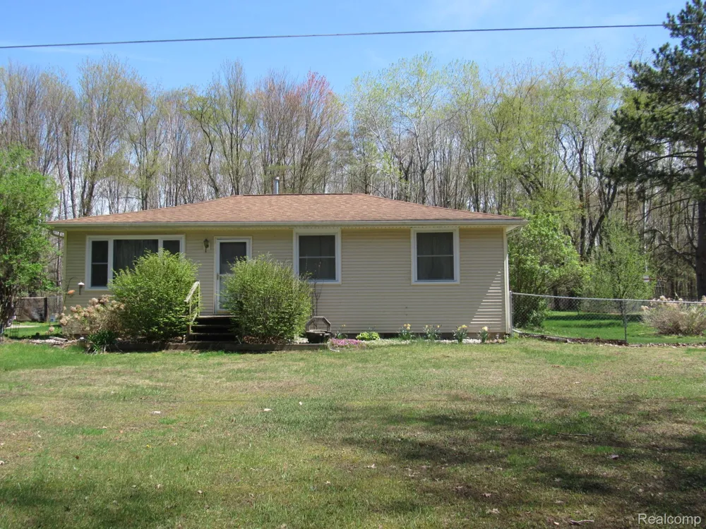 7813 Rookway Road Bridgeport Charter Township, MI 48722