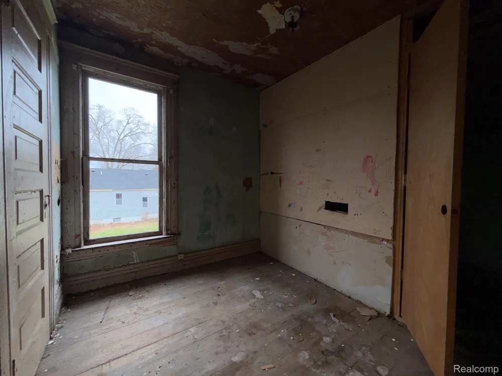2546 W Forest Avenue Detroit City, MI 48208