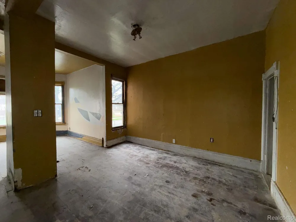 2546 W Forest Avenue Detroit City, MI 48208
