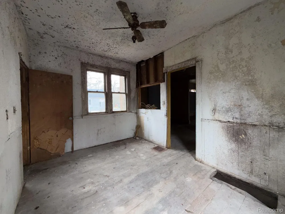 2546 W Forest Avenue Detroit City, MI 48208