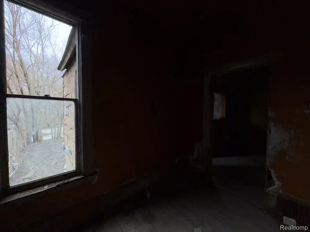 2546 W Forest Avenue Detroit City, MI 48208