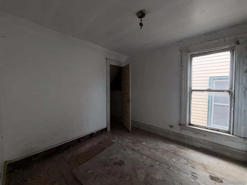 2546 W Forest Avenue Detroit City, MI 48208