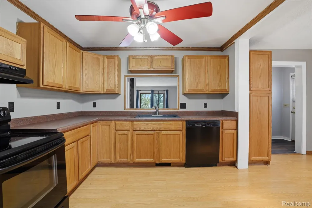 1028 Carlton Drive York Charter Township, MI 48160