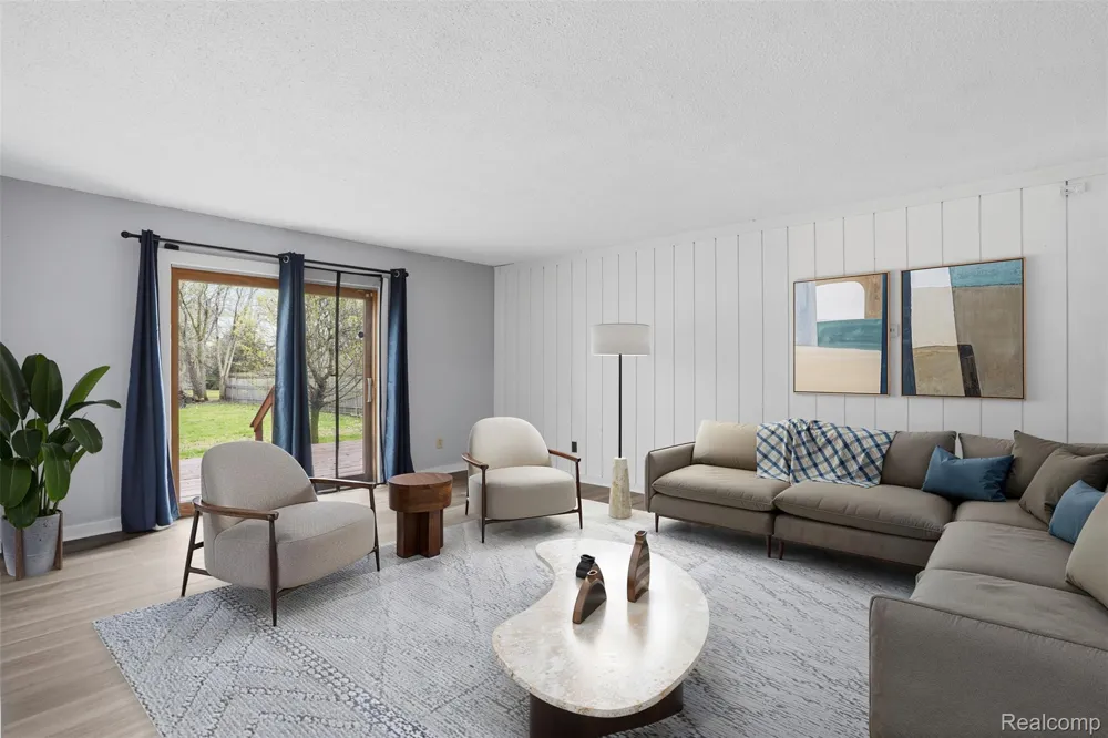 1028 Carlton Drive York Charter Township, MI 48160