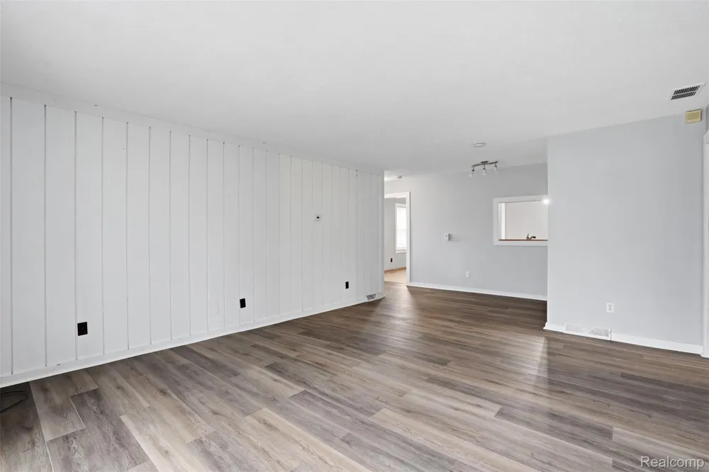1028 Carlton Drive York Charter Township, MI 48160