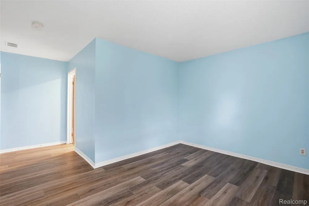 1028 Carlton Drive York Charter Township, MI 48160
