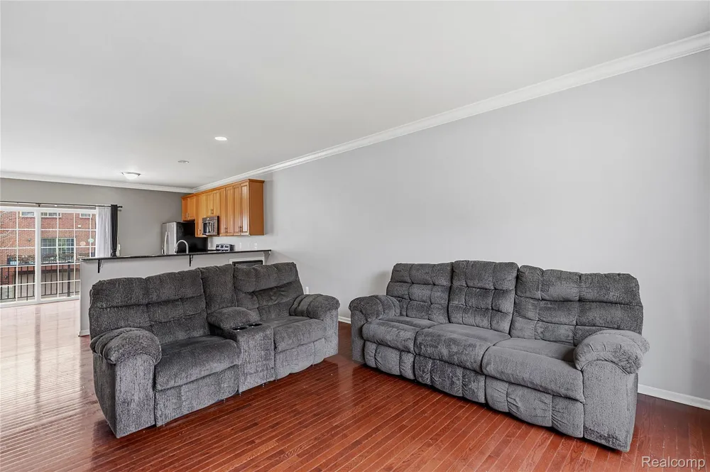 53106 Celtic Drive Shelby Charter Township, MI 48315