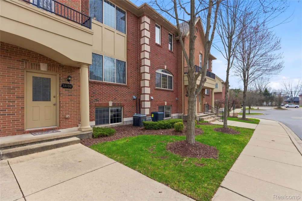 53106 Celtic Drive Shelby Charter Township, MI 48315