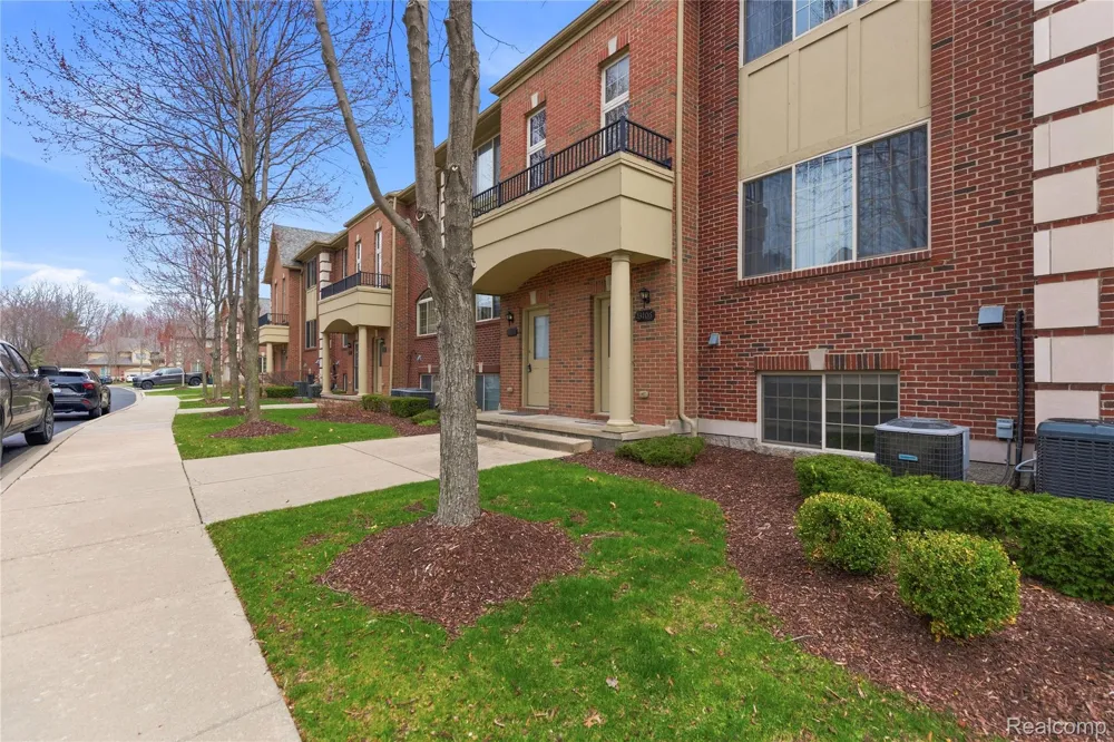53106 Celtic Drive Shelby Charter Township, MI 48315