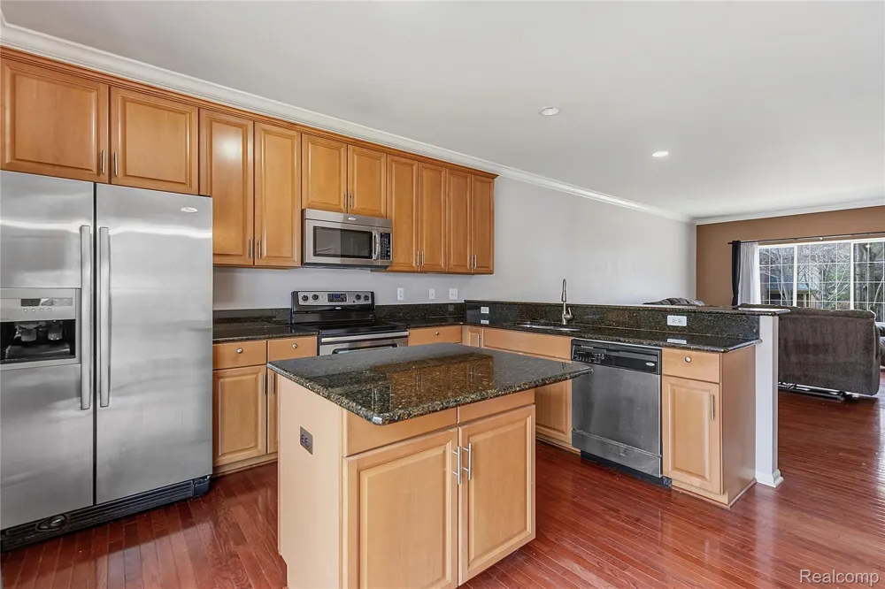 53106 Celtic Drive Shelby Charter Township, MI 48315