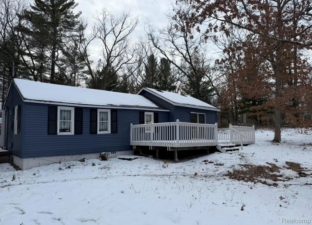 6240 S Labelle Drive Yates Township, MI 49642