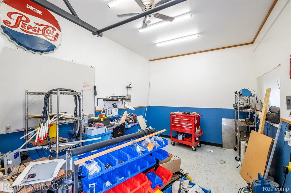 11030 Marshall Road Green Oak Township, MI 48178
