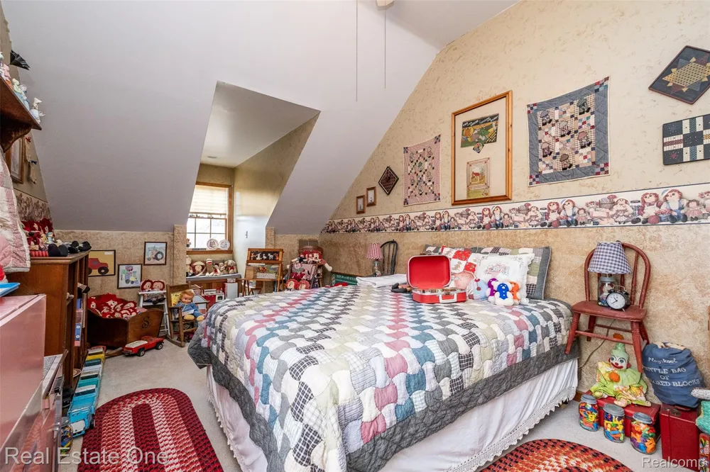 11030 Marshall Road Green Oak Township, MI 48178