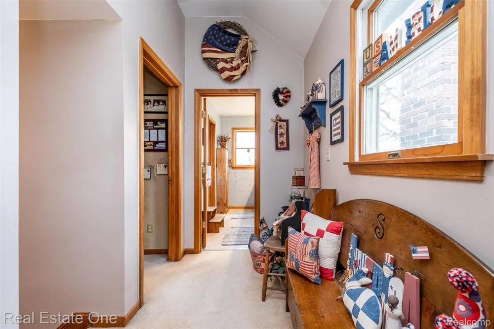 11030 Marshall Road Green Oak Township, MI 48178