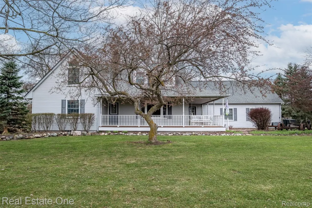 11030 Marshall Road Green Oak Township, MI 48178