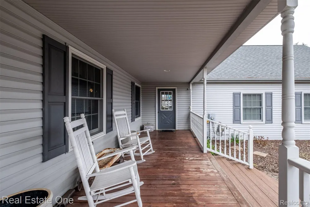 11030 Marshall Road Green Oak Township, MI 48178