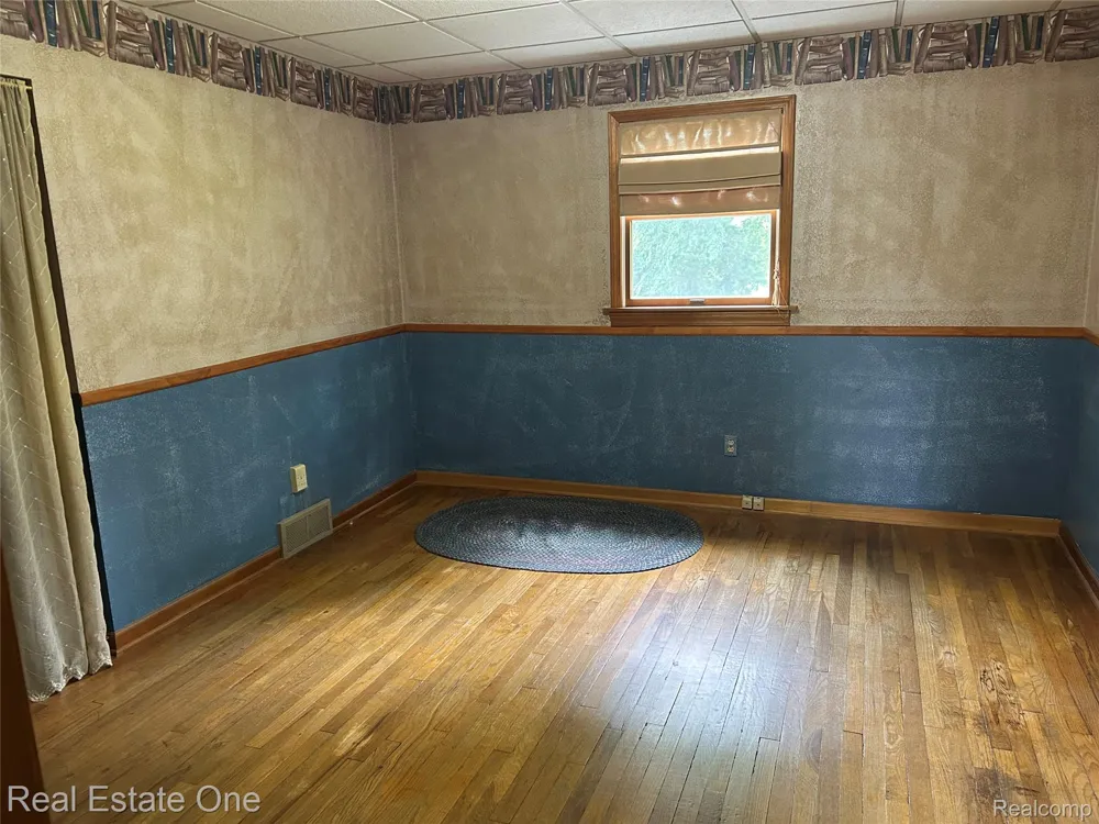 11030 Marshall Road Green Oak Township, MI 48178
