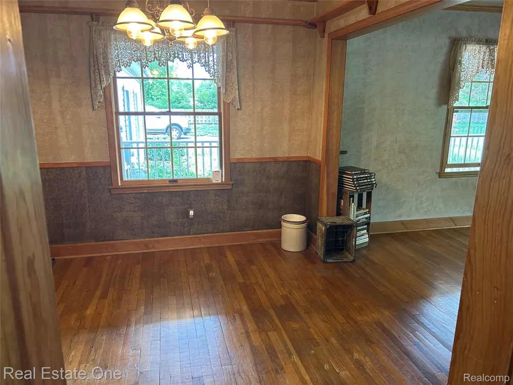 11030 Marshall Road Green Oak Township, MI 48178