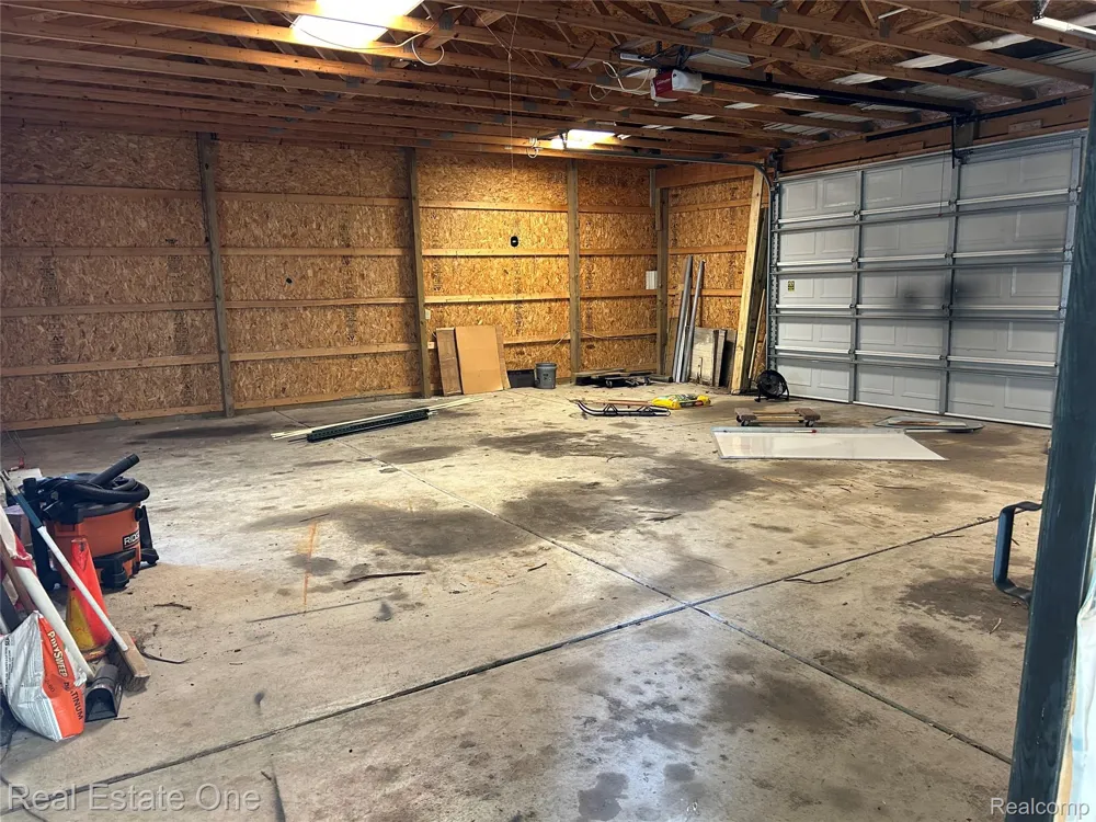 11030 Marshall Road Green Oak Township, MI 48178