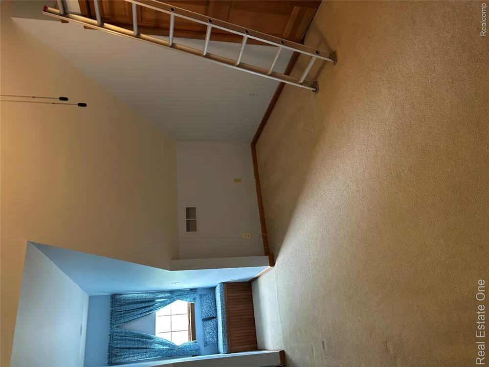 11030 Marshall Road Green Oak Township, MI 48178