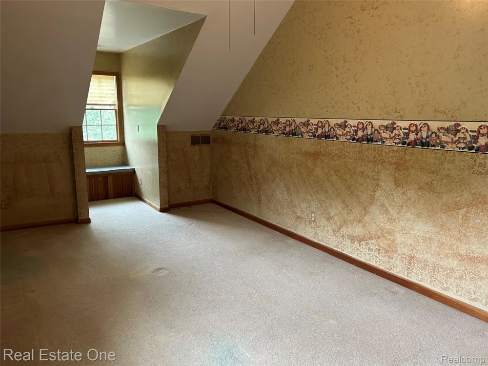 11030 Marshall Road Green Oak Township, MI 48178